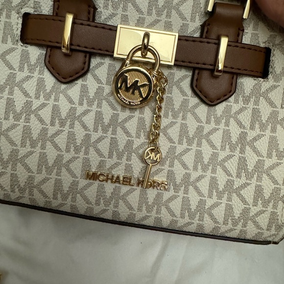 Cross body bag - Picture 4 of 5